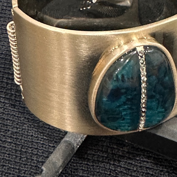 Kenneth Cole Wide Cuff With Stunning Peacock Stone With Crystal Enhancements - Picture 3 of 8